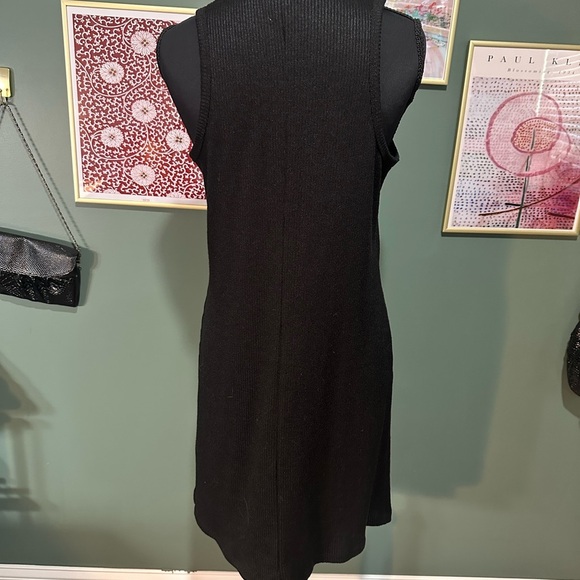 Nine West Black Sheath Mini Dress Crew Neck Sleeveless size M - Picture 4 of 5